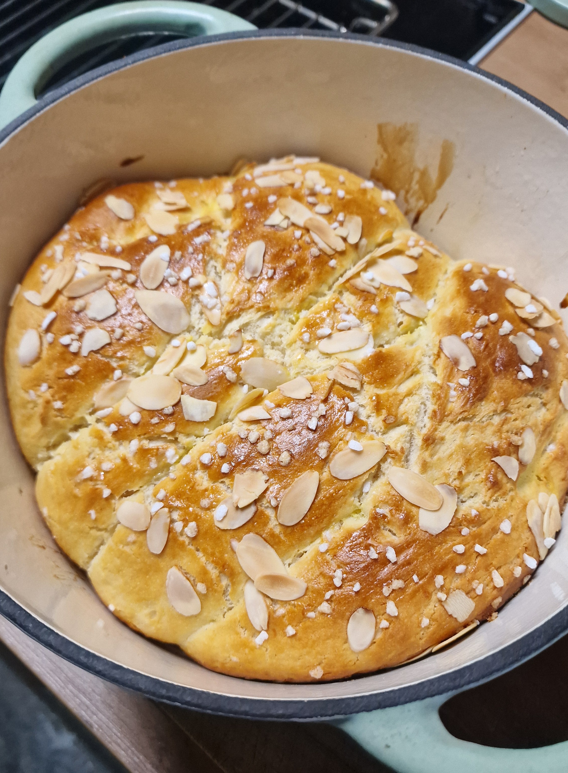 Frisch gebackener Hefezopf
